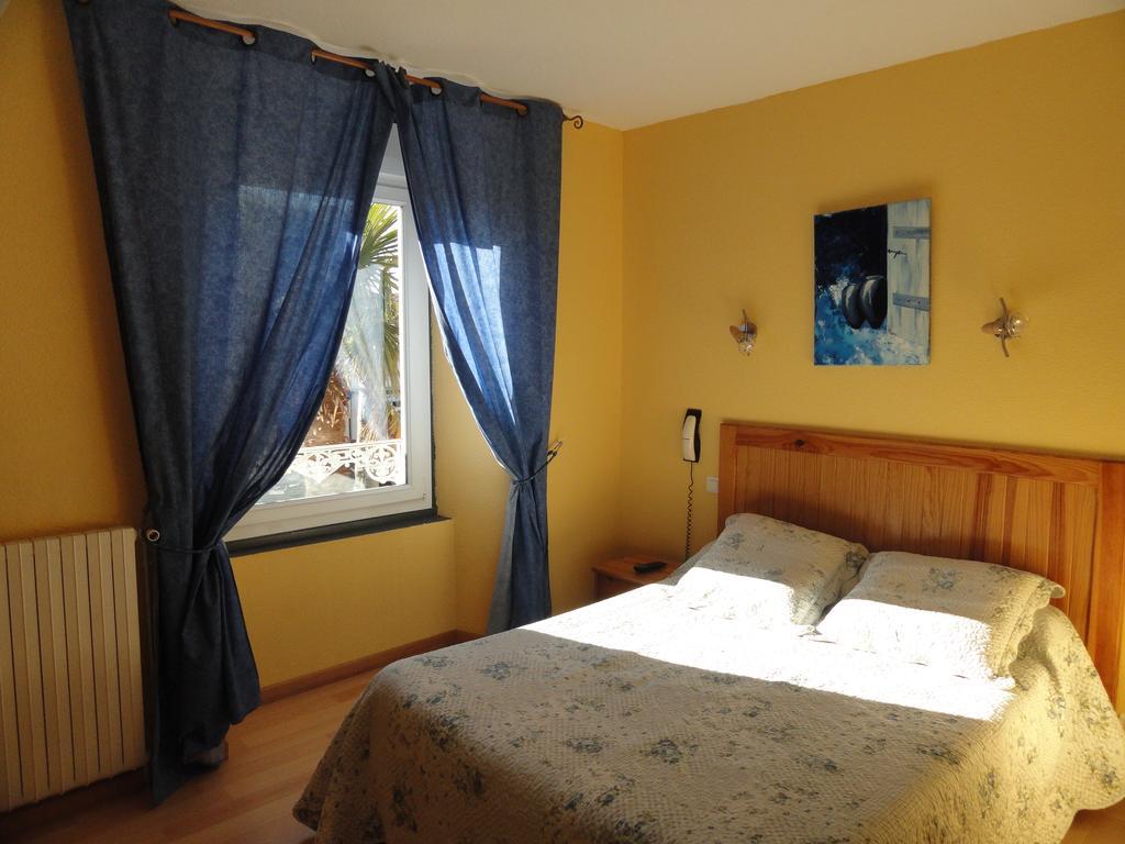 Hotel De France Maubourguet Room photo